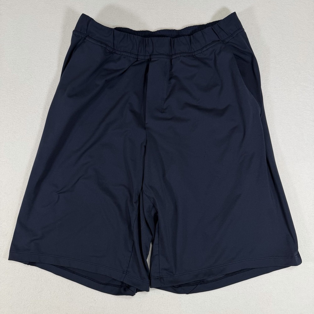 Lululemon License to Train Linerless Shorts Men's‎ Small LM7A53SU3041 Navy Blue